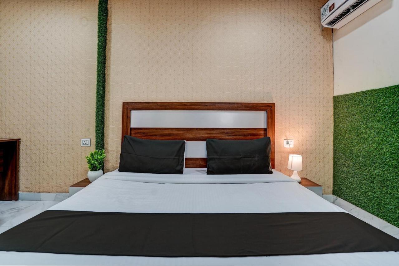 Hotel O Blackberry 파리다바드 외부 사진