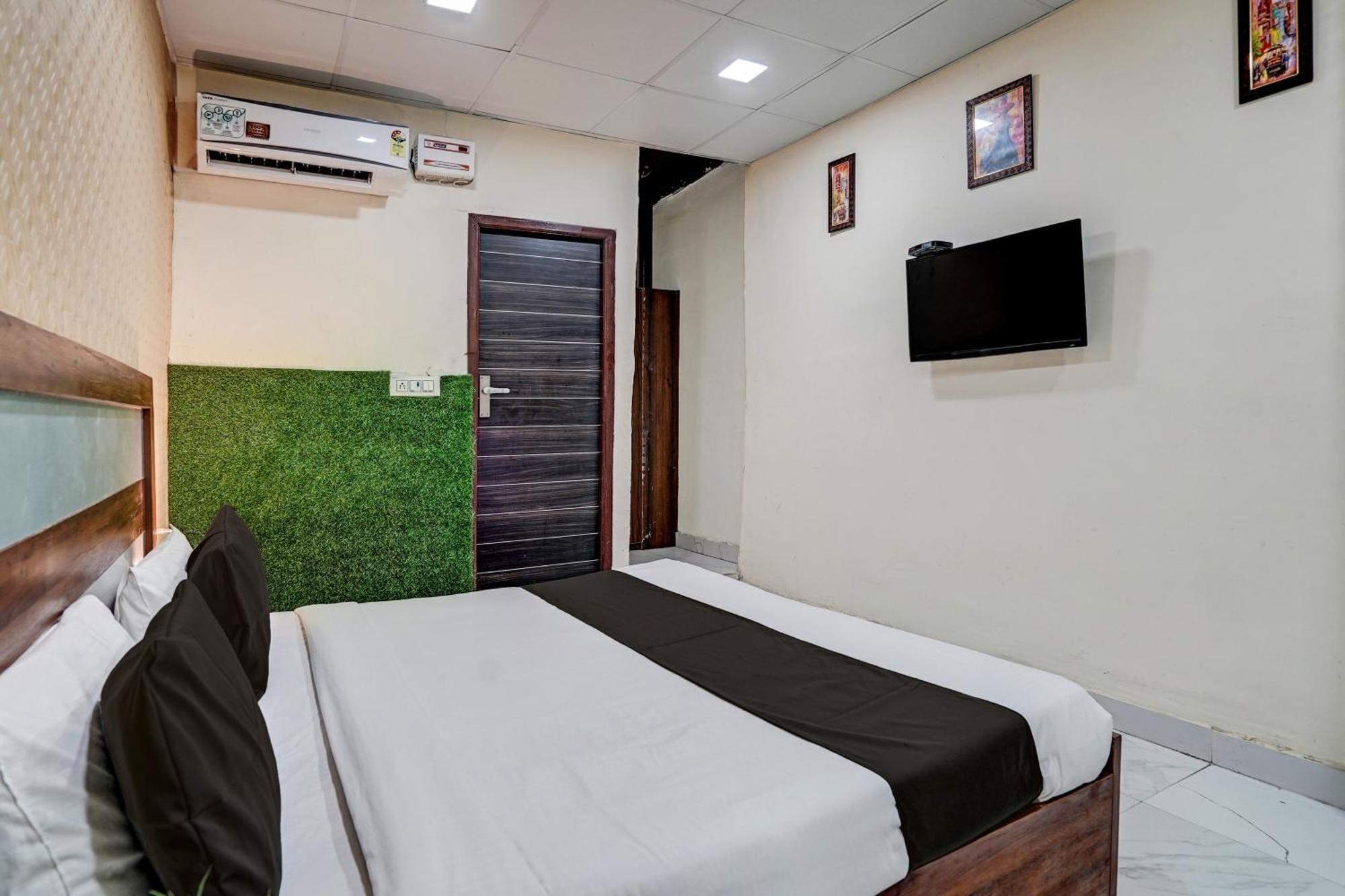 Hotel O Blackberry 파리다바드 외부 사진